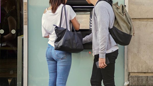 Services bancaires pour les professionnels : que faut-il en savoir ?
