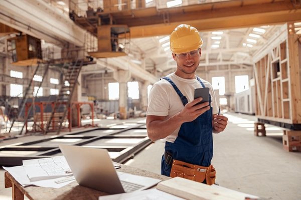 Logiciel Silae en BTP : une solution adaptée aux besoins complexes des entreprises du secteur