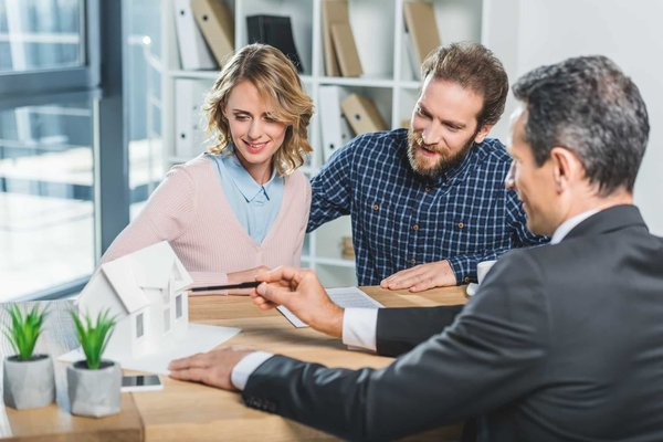 Comment choisir une agence immobilière aux Contamines-Montjoie ?